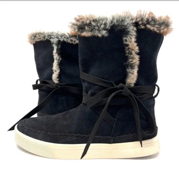 TOMS Vista Boots Black Faux Fur Size 9 - Picture 2 of 11